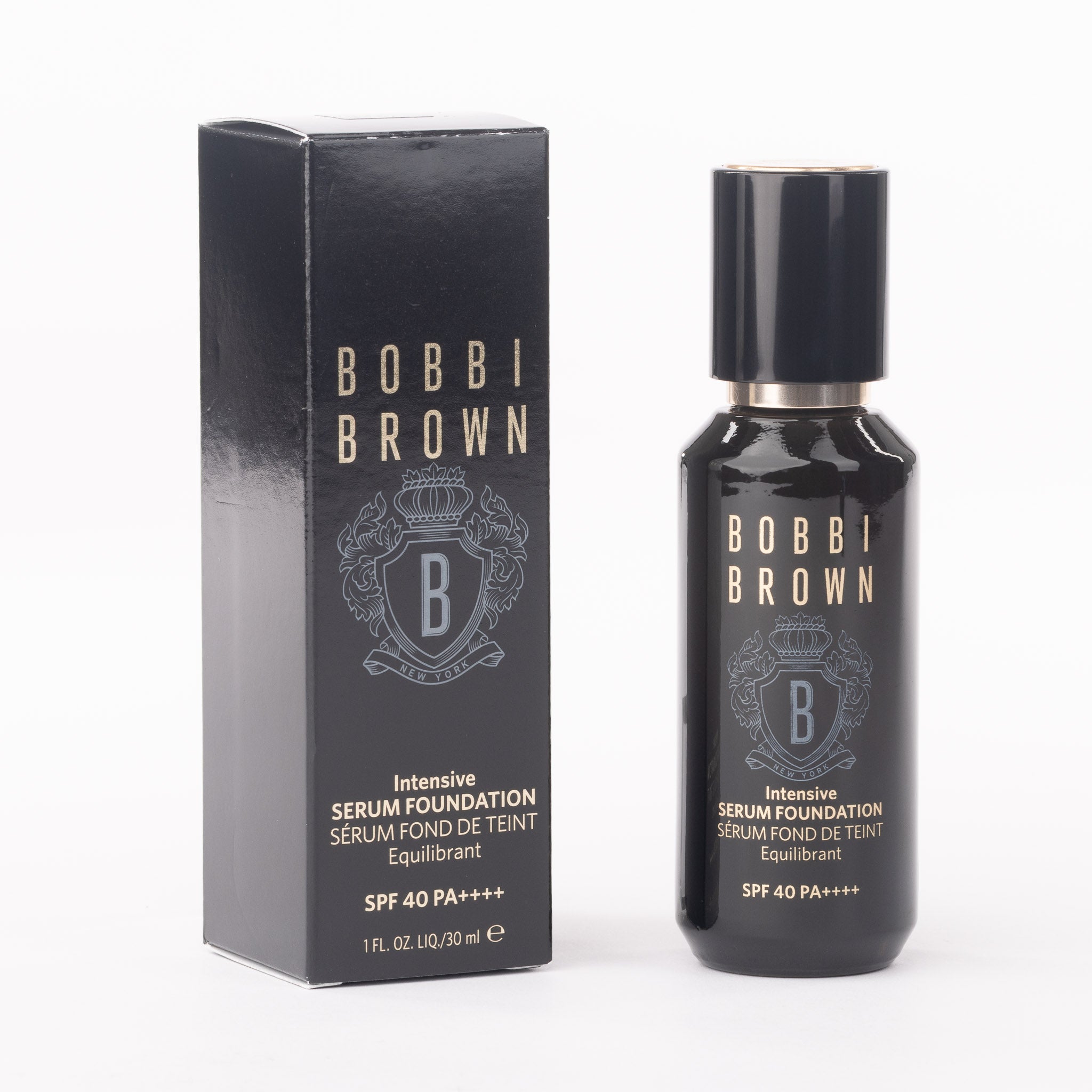 Bobbi Brown Intensive Serum Foundation SPF 40 W-036 Warm Sand 30ml bottle and packaging, radiant skincare makeup on a clean white background.
