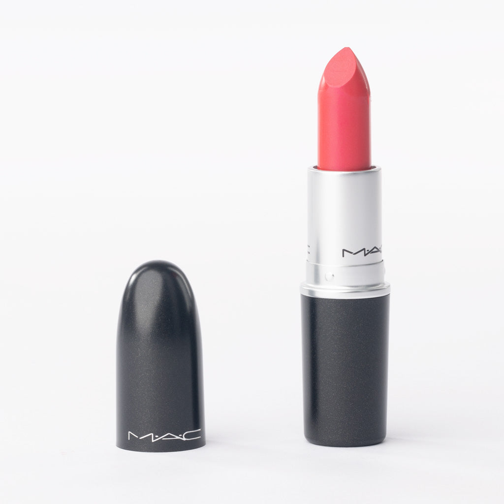 MAC Amplified Crème Lipstick in 'Fusion Pink' – Bright Fuchsia with Warm Undertone – 3g