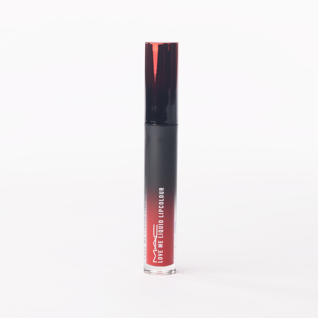 MAC Love Me Liquid Lipcolour in '495 Adore Me' – Rich Deep Red Gloss – 3.1ml
