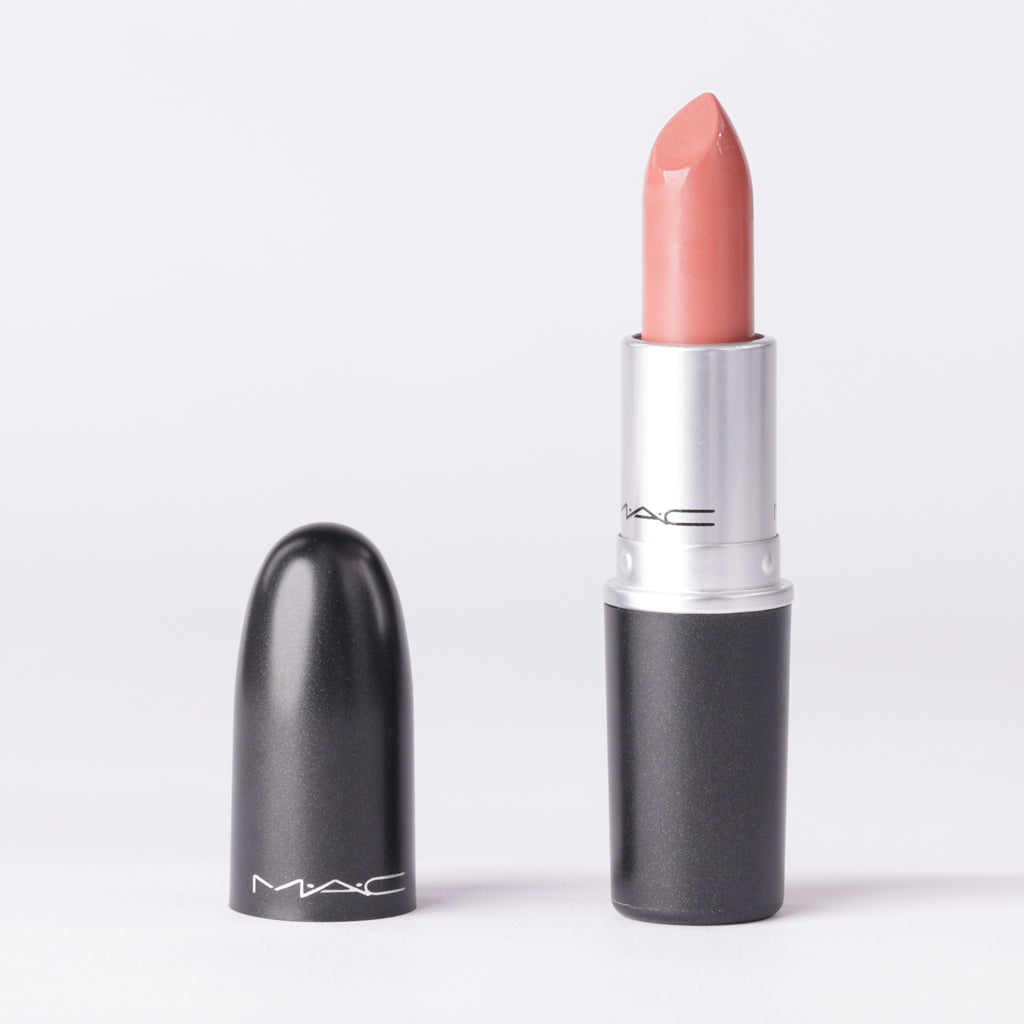 MAC Matte Lipstick in '606 Kinda Sexy' – Peachy Nude with Rose Undertone– 3g