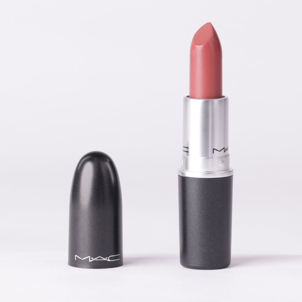 MAC Matte Lipstick in '666 Sweet Deal' – Muted Rose Mauve – 3g
