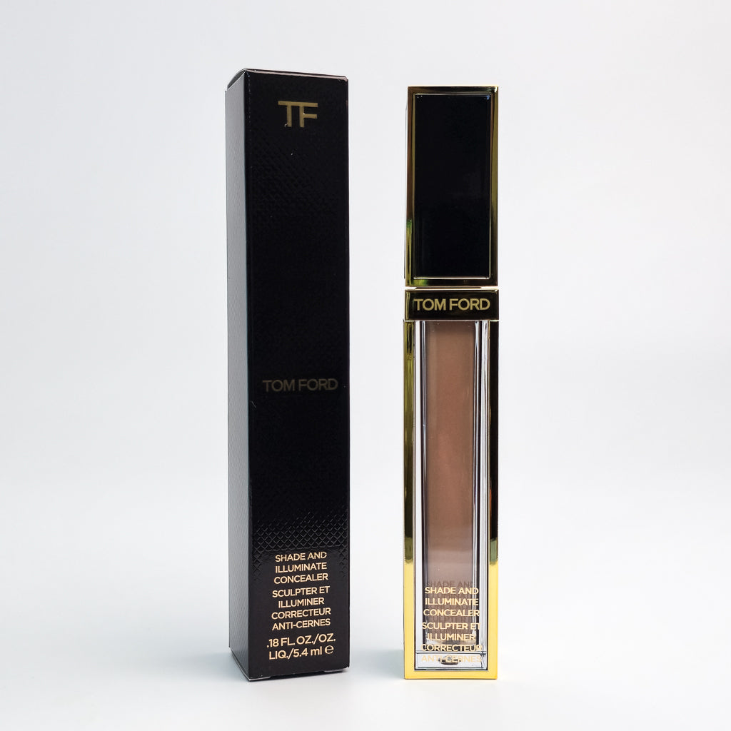 Tom Ford Shade And Illuminate Concealer in shade Medium for medium complexions