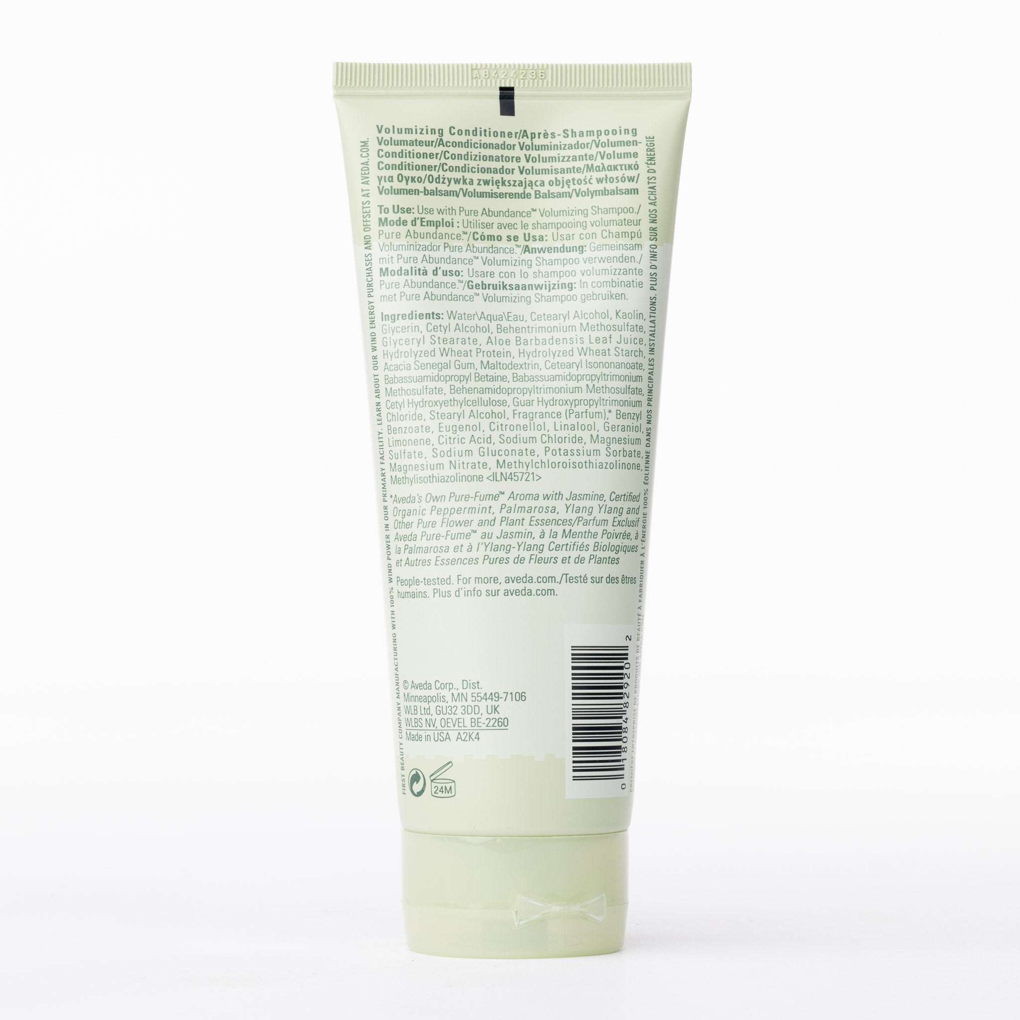 Voluminizing Clay Conditioner detail