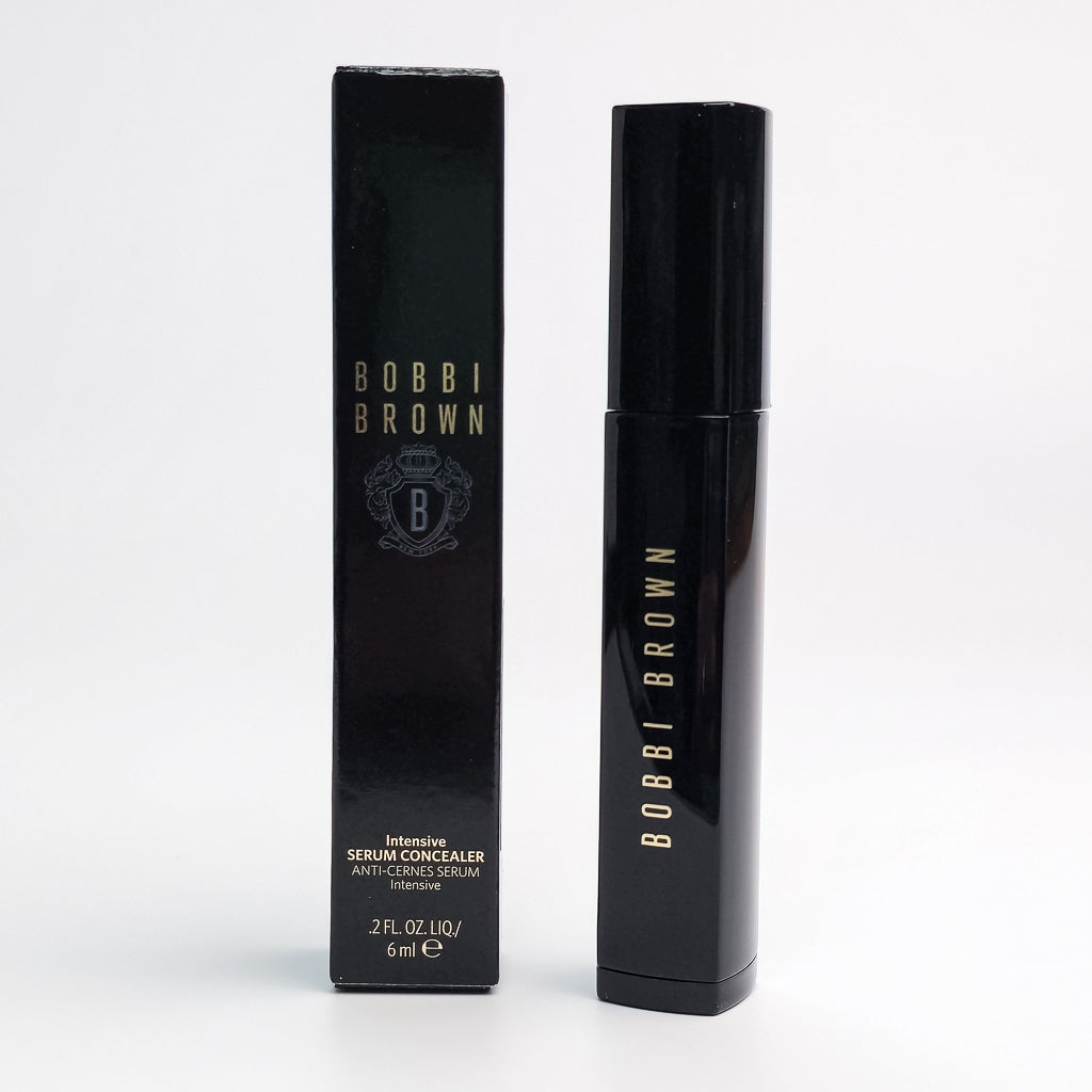 Bobbi Brown serum concealer applicator tip close-up showing lightweight texture