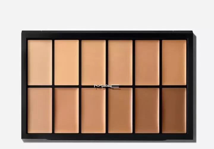 Open MAC Full Coverage Foundation 12-shade professional palette with shades from NW50 to NC15, 30g.