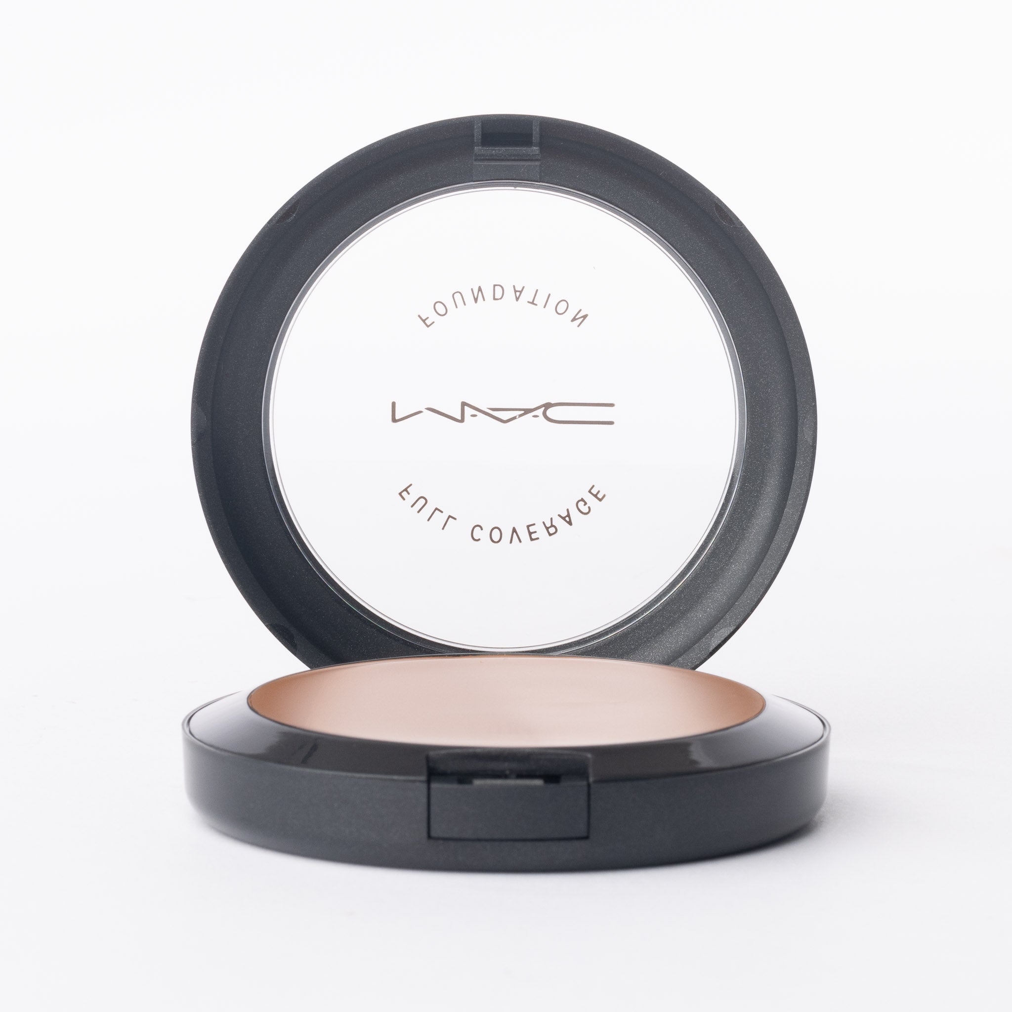 MAC Full Coverage Foundation NW45 28g compact on clean white background