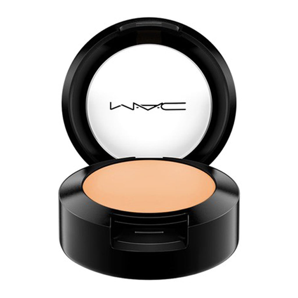 MAC Studio Finish Concealer SPF 35 in shade NC35, 7g compact opened to show product inside.