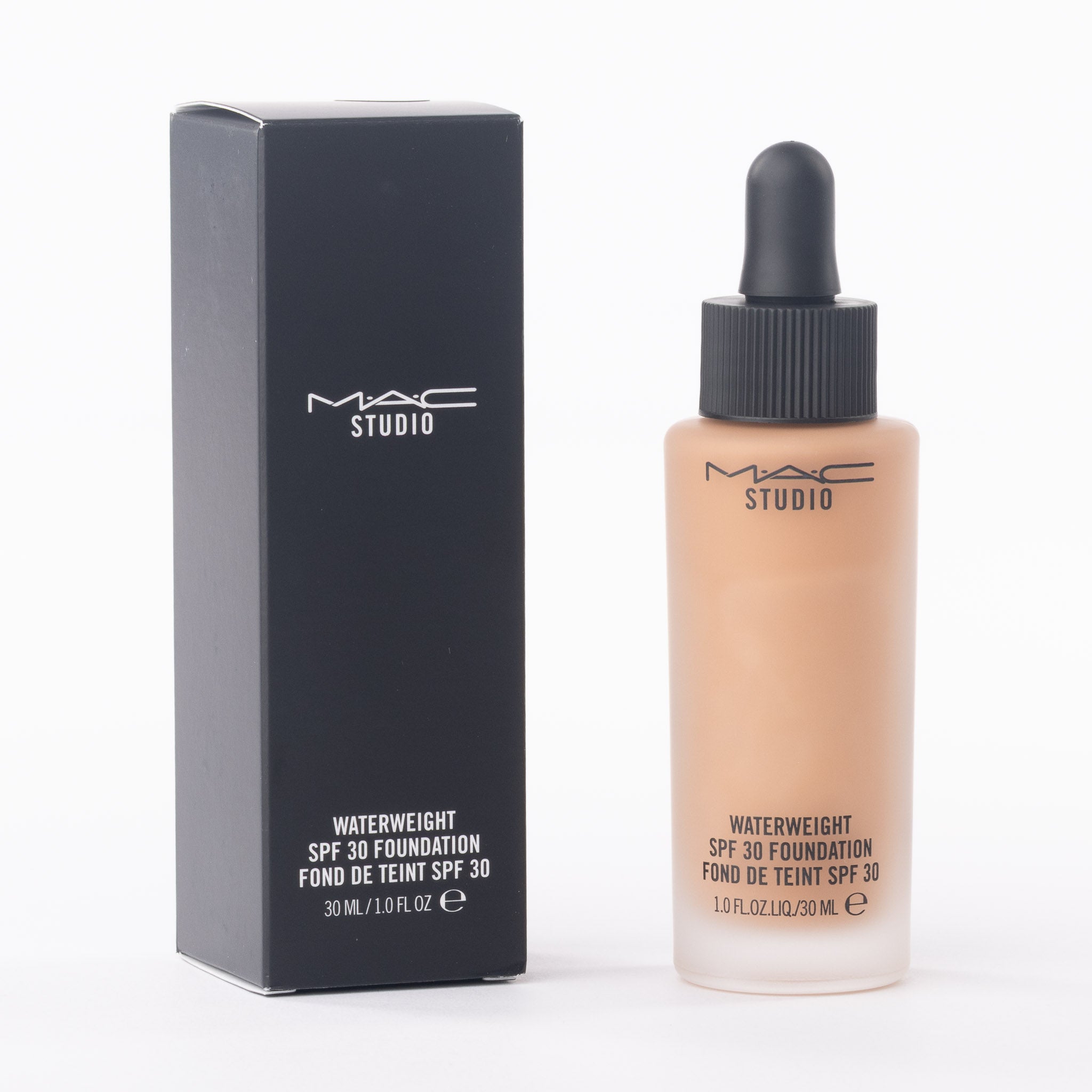MAC Studio Waterweight Foundation SPF 30 NW35 30ml bottle, gel-serum hydrating formula on clean white background
